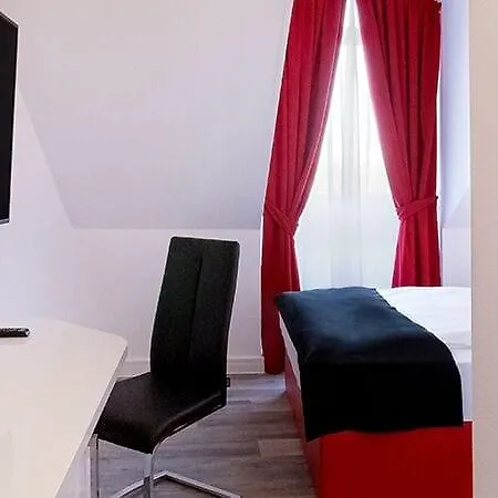 Dormero Muenchen-kirchheim Messe Hotel 4*